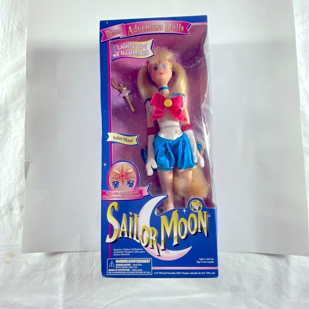 Rare Vintage Sailor Moon Deluxe Adventure Doll w/Light up Tiara.  1997 b…